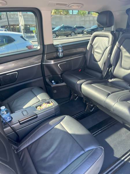 VTC EXCELLIUM LIMOUSINE