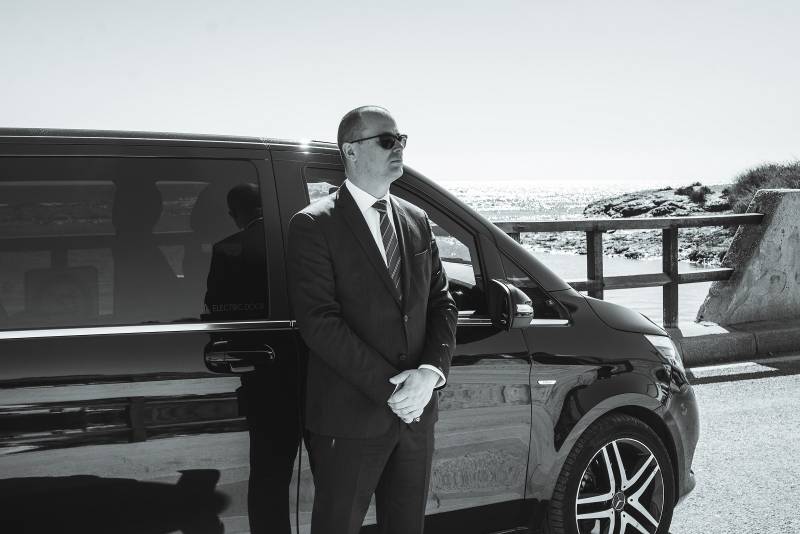 Location de voiture haut de gamme avec chauffeur pour célébrités