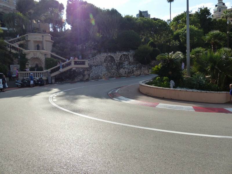 Transport de personnes en VTC (location de voiture avec chauffeur) pour le Grand Prix de Monaco